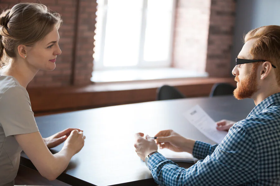 Quels sont les droits de la personne interrogée en matière de confidentialité ?